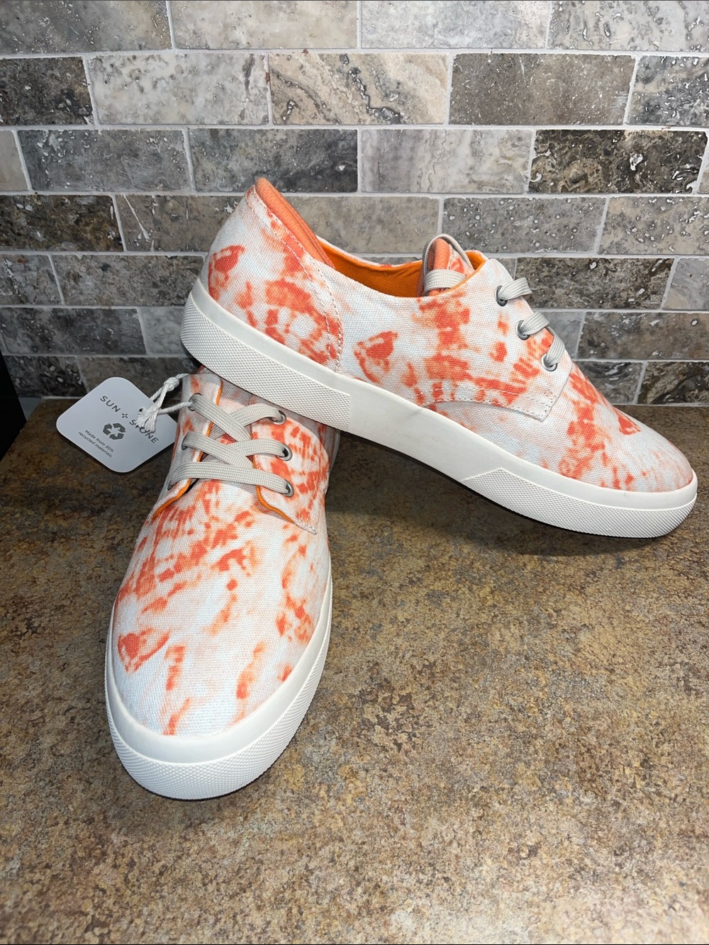 Sun + Stone Men’s Orange Tie Dye canvas shoes, size 11, NWT - Picture 2 of 6